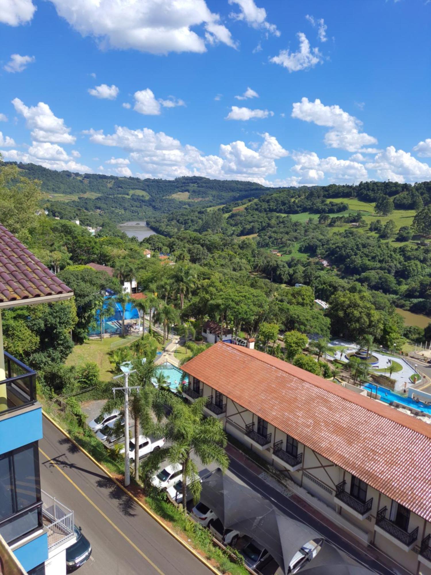 Mirante Aguas Apartment