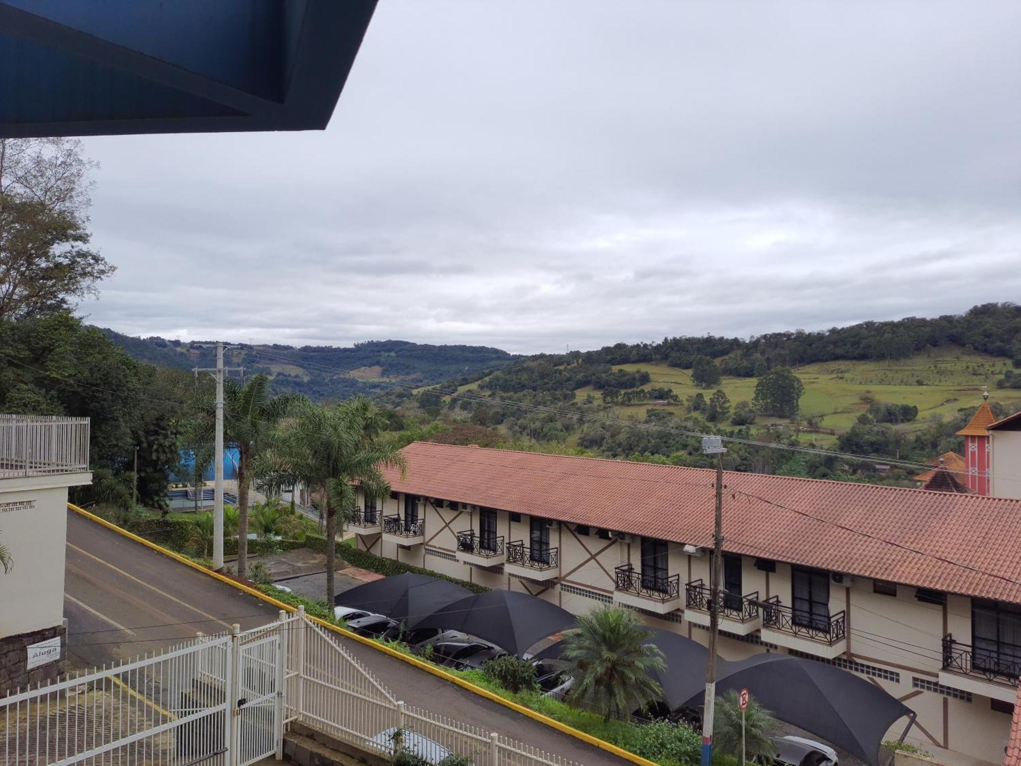 Mirante Aguas Apartment